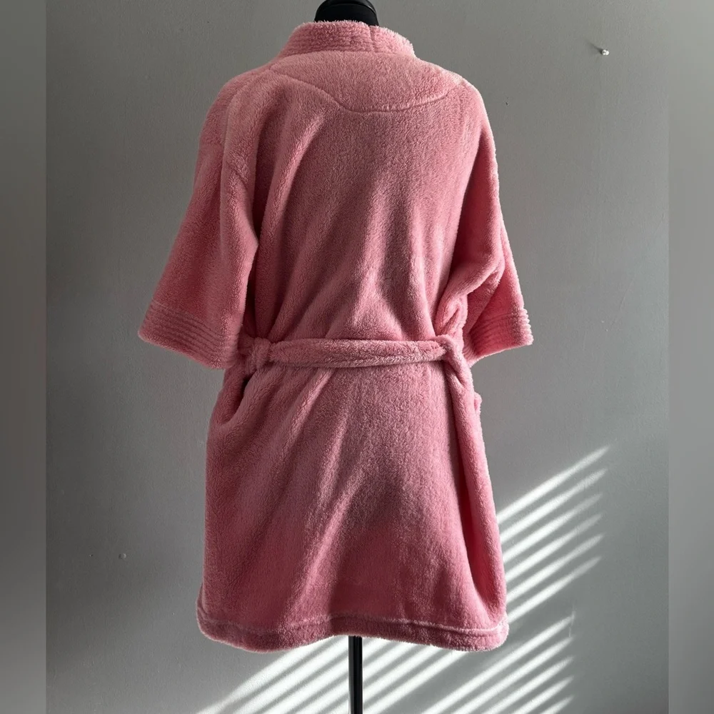 Pink Plush Bathrobe - Picture 3 of 3